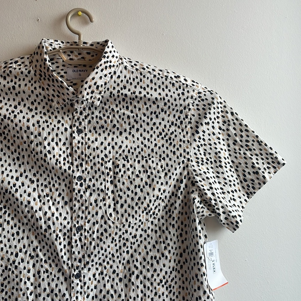 Old Navy Button Down Shirt Size XL & XXL .
